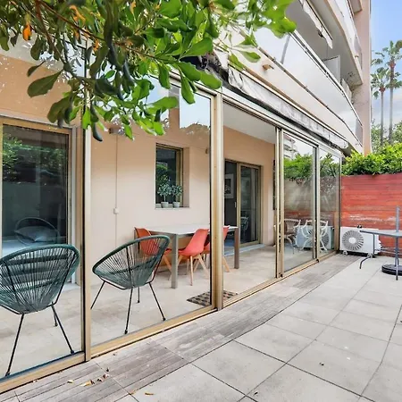 Apartment T2 - Terrasse & Veranda A 10 Mn A Pied De La
