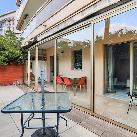 Apartment T2 - Terrasse & Veranda A 10 Mn A Pied De La *