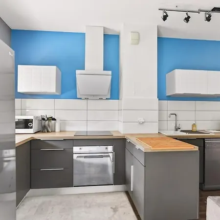 Apartment T2 - Terrasse & Veranda A 10 Mn A Pied De La *